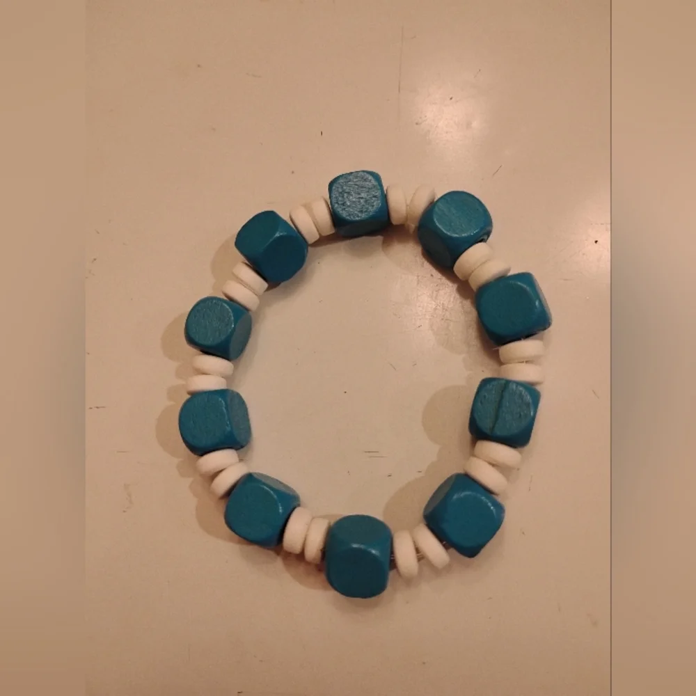 Blue and White Beaded Bracelet Wooden & Polymer Clay Beads Elastic String